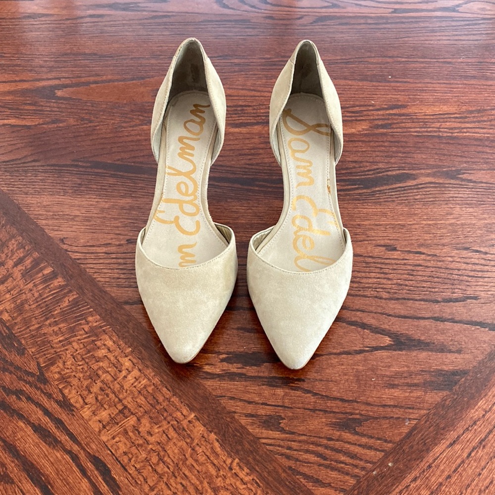 Sam Edelman suede nude kitten heel